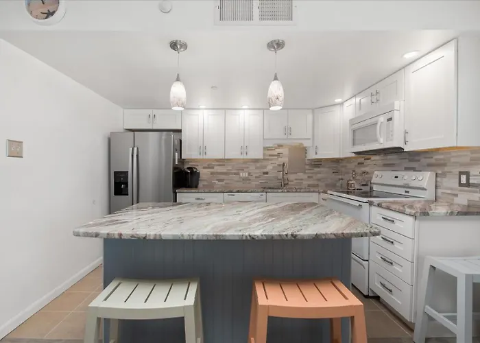 Oceanfront With Panoramic Views Of The Ocean And Bay! Ocean City