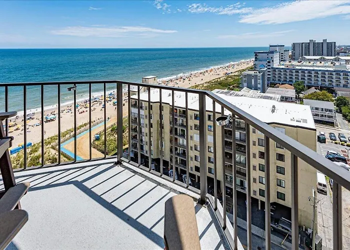 Holiday home Oceanfront With Panoramic Views Of The Ocean And Bay!
