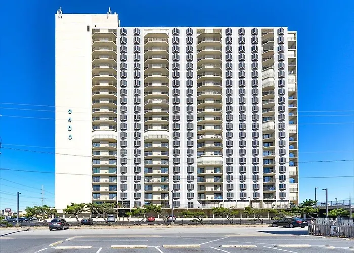 Oceanfront With Panoramic Views Of The Ocean And Bay! Ocean City